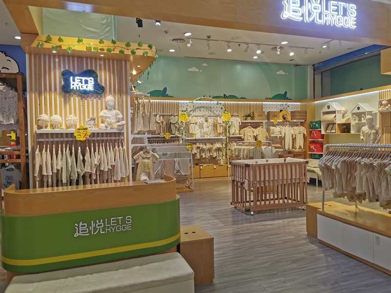 店鋪展柜設計:打造視覺焦點與商品魅力的完美結合
